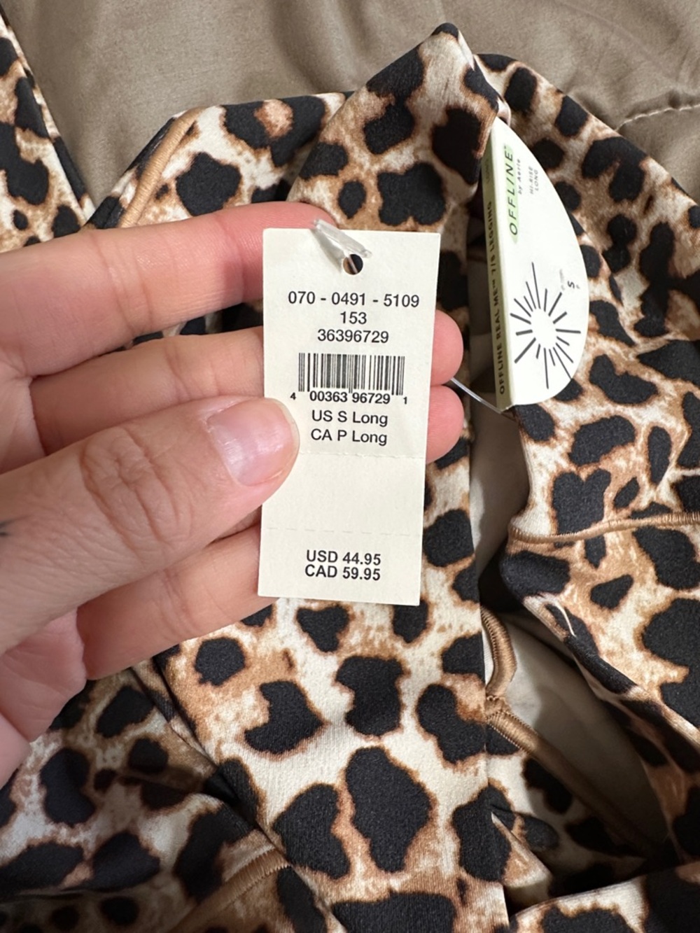 aerie Leopard Print Leggings in Tan, Black, Cream - Picture 3 of 4
